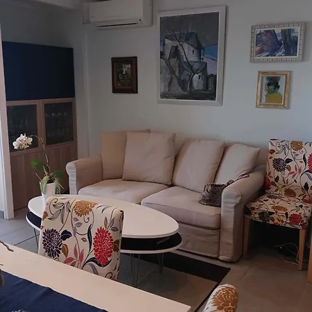 Charming Cocoon In The Heart Of Apartment *